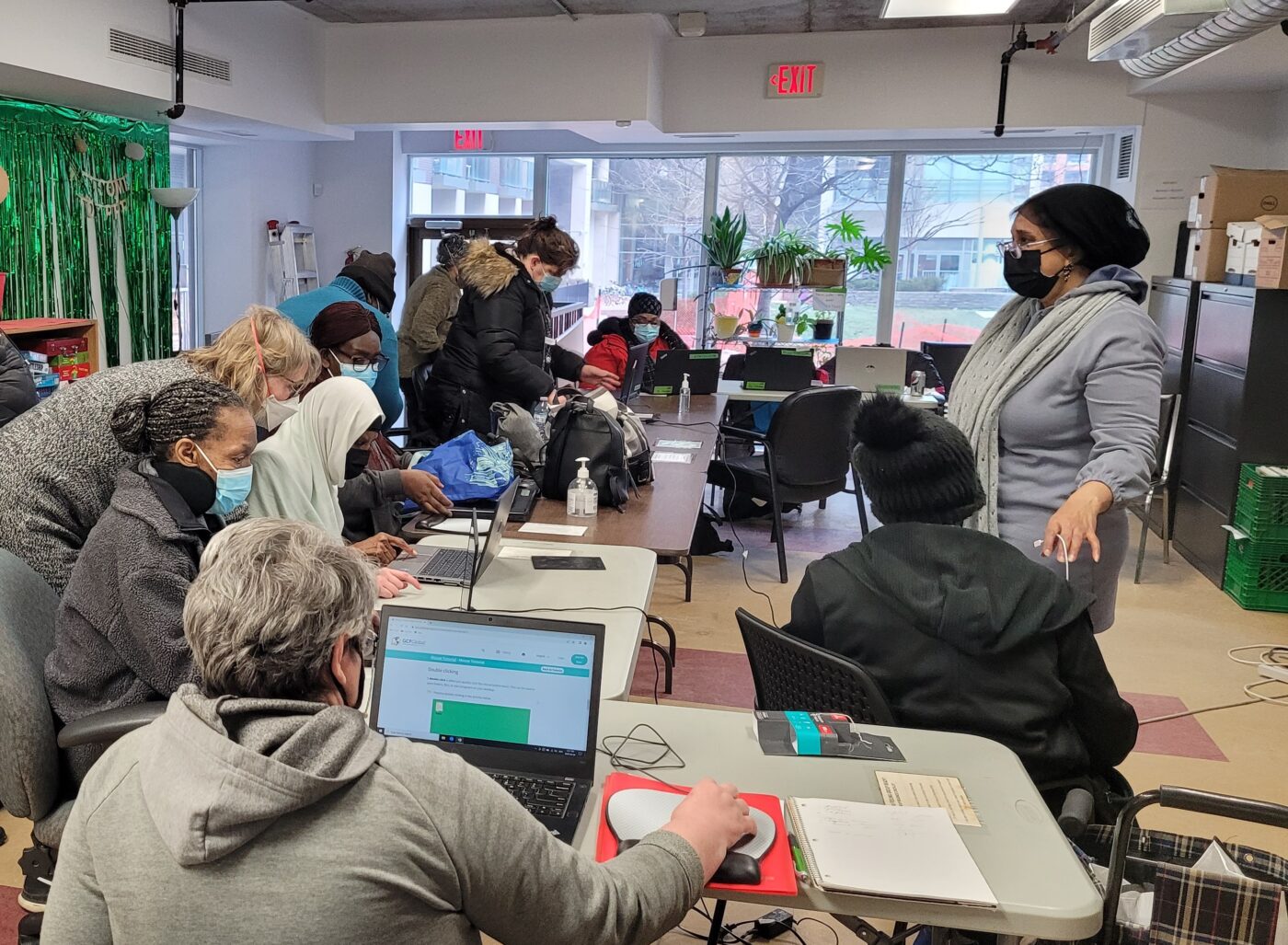 Parkdale Project Read's computer basics course, helping participants learn about tech while reducing e-waste.