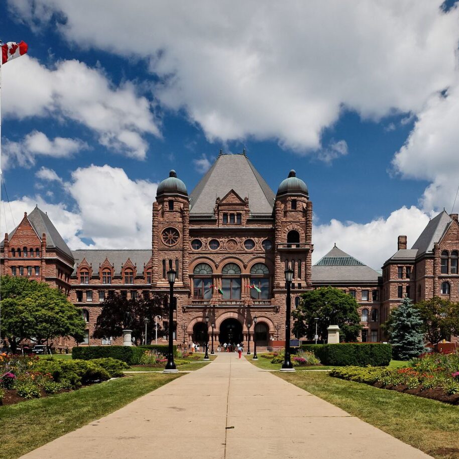 Queen's_Park_-_Toronto_-_2010_(cropped-rotated)